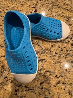 Native Kids Water Shoes in Bright Blue with White Toe Cap